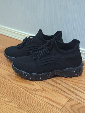 Nurse Babes Black Shoes With Speckled Soles - Fits Like A Size 6